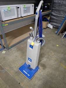 lot 71 image: Windsor Sensor S12 Vacuum Cleaner 