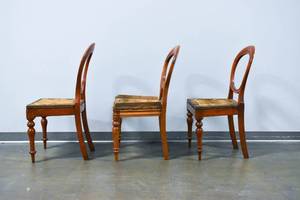 lot 368 image: Grp of 3 Antique Wood Round Backed Dining Chairs