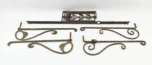 lot 441 image: 5 Large Iron Outdoor Decorations