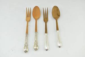 lot 176 image: 4 Wood Serving Utensils with Sterling Silver Handles