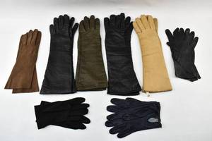 lot 339 image: 8 Pairs of Vintage Womens Gloves