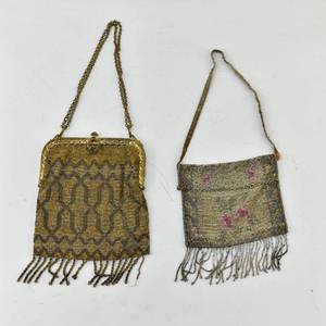 lot 365 image: 2 Vintage Micro Beaded Purses
