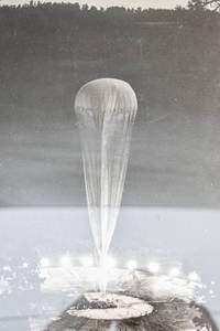 lot 98 image: Group of 4 Scientific Balloon Space Photographs