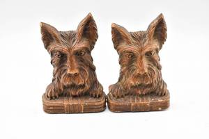 lot 422 image: Vintage Orna Wood Carved Scottish Terrier Bookends