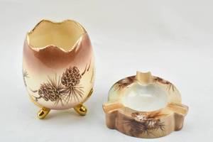lot 438 image: Yellowstone Park Pinecone Ceramic Ashtray and Footed Vessel
