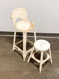 lot 384 image: White Metal Childrens Chair and Stool