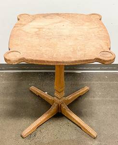 lot 392 image: Vintage Old Hickory Furniture Co. Wood Card Table with Cup Holders