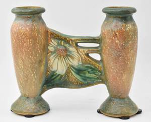 lot 239 image: Roseville Pottery Dahlrose Terracotta GateDouble Bud Vase