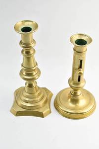 lot 345 image: 2 Candlestick Holders with Brass Finish