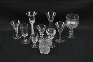 lot 162 image: Assortment of 10 Glasses