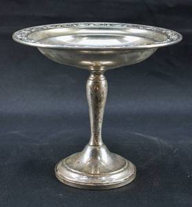 lot 111 image: Vintage Gorham Reinforced Sterling Silver Pedestal Compote Dish No. 1240