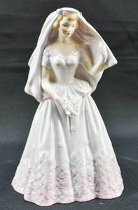 lot 145 image: Vintage Royal Doulton The Bride Bone China Figurine H.N. 2166