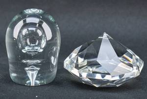 lot 188 image: 2 Clear Glass Paperweights