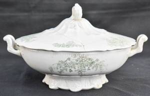 lot 225 image: Lafayette Porcelain Tureen No. 310, Repaired