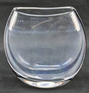 lot 226 image: Kosta Boda Vicke Lindstrand 1242 Glass Vase