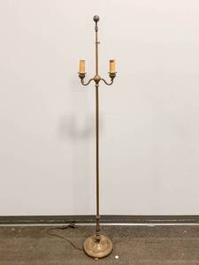 lot 298 image: Candelabra Style Floor Lamp
