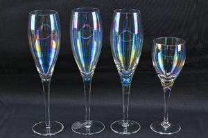 lot 111 image: 4 Translucent Iridescent Champagne Flutes