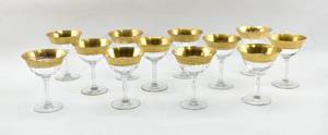 lot 68 image: Vintage Set of 12 Gilt-Rimmed Coupe Glasses