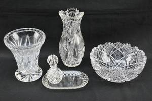 lot 165 image: 5-Piece Misc. Crystalline Glassware
