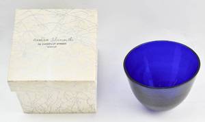 lot 161 image: Gebelein Silversmiths Cobalt Blown Glass Bowl for Silver Basket