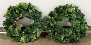 lot 20 image: Pair Light Up Wreaths with Pinecones 1