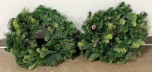 lot 21 image: Pair Light Up Wreaths with Pinecones 2