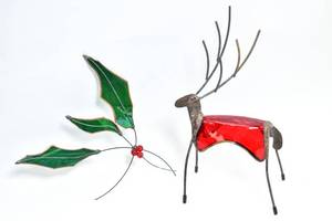 lot 152 image: Stained Glass Sculptures of Reindeer and Mistletoe