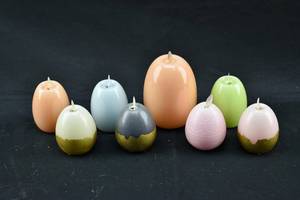 lot 235 image: Group of 8 Egg-Shaped Moving Flame Flameless Candles