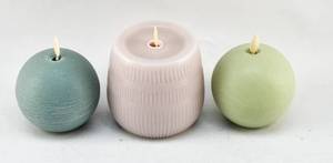 lot 261 image: 3 Cool Toned Moving Flame Flameless Candles