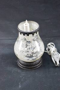 lot 288 image: Pottery Barn White Moving Flame Flameless Taper Candle in Mirrored Glass Holder