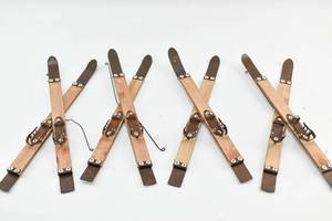 lot 134 image: Set of 4 Balsam Hill Alpine Ski Ornaments