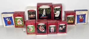 lot 319 image: 11 Hallmark Keepsake Animal Ornaments