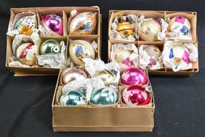 lot 61 image: 3 Boxes of Assorted Christmas Ornaments