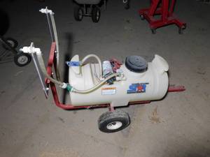 lot 9 image: Northstar Yard Sprayer