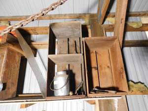 lot 36 image: Wood Crate Lot