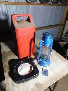 lot 38 image: Dietz Lantern