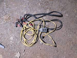 lot 65 image: Electrical Lot