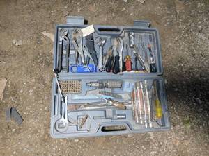 lot 71 image: Tool Kit