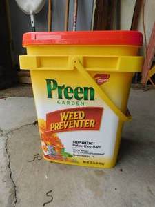 lot 90 image: Preen Garden Weed Preventer