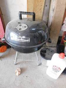 lot 102 image: Master Cook Grill