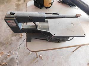 lot 119 image: 16 Craftsman Scroll Saw
