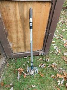 lot 160 image: Garden Cultivator