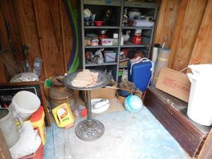 lot 164 image: Contents of Shed