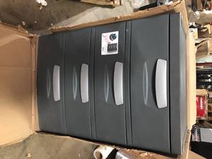 Sterilite 35.5 in. H x 26.625 in. W x 19.25 in. 4-Drawer Plastic Chest Customer Returns See Pictures