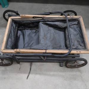 lot 29 image: ANTIQUE PRAM BUGGY