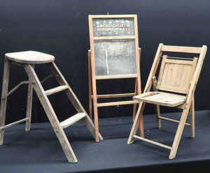 lot 35 image: TRIO OF VINTAGE ANTIQUE  WOODEN TREASURES