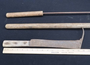 lot 45 image: LOT OF VINTAGE TOOLS