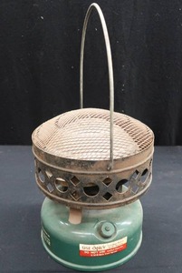 lot 49 image: VINTAGE COLEMAN 3500 BTU HEATER