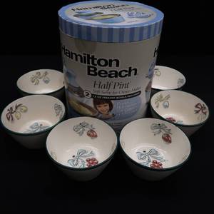 lot 52 image: BRAND NEW HAMILTON BEACH ICE CREAM MAKER WITH BOWLS