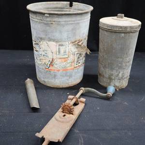 lot 60 image: VINTAGE  ANTIQUE ICE CREAM MAKER
